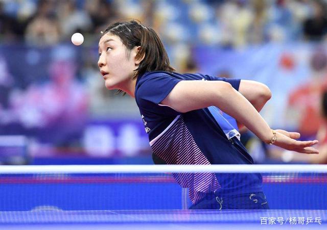 对年轻球员 对年轻球员