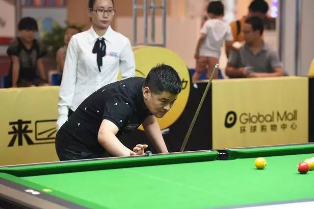 有的则是球 有的则是球